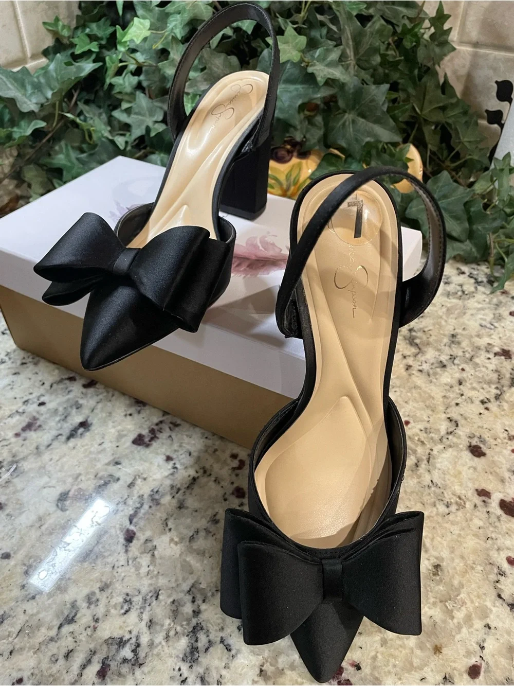 Jessica Simpson Naomia black satin pointed-toe slingback heels oversized bow sz7